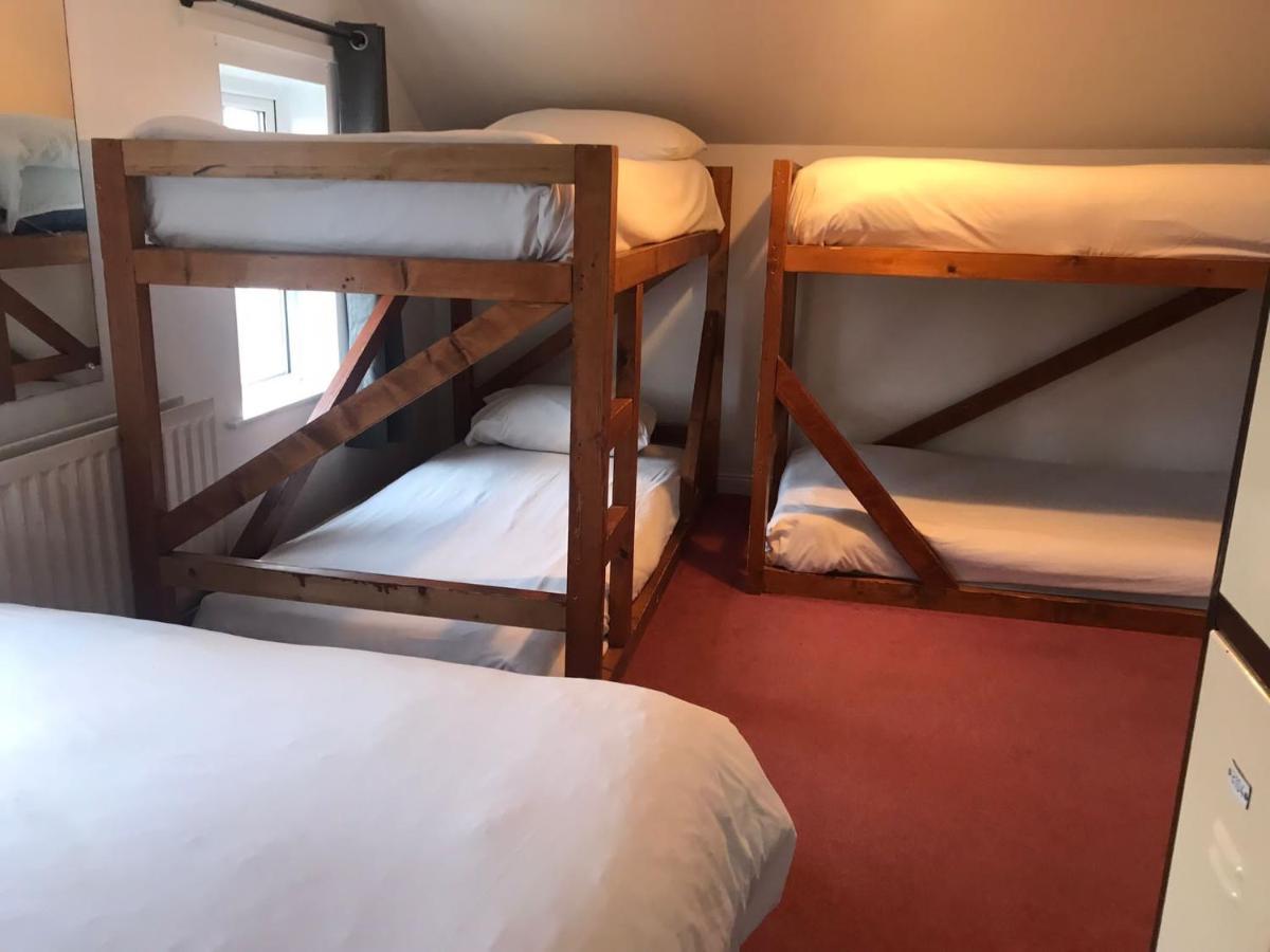Finn Mccools Giants Causeway Hostel Bushmills Exteriör bild